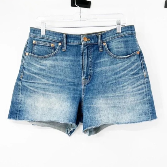 Madewell High-Rise Denim Shorts in Glenoaks Wash Cutoff Edition - Picture 2 of 8